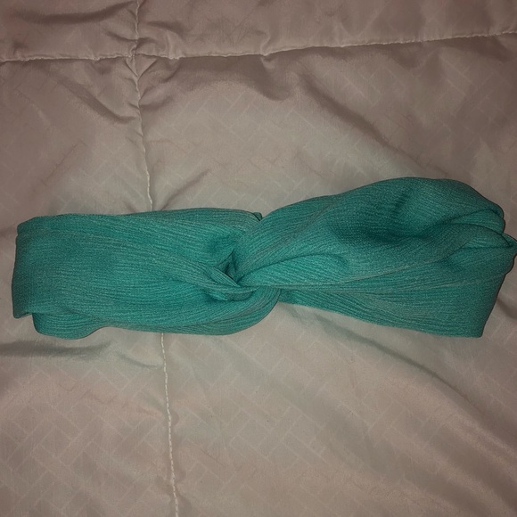 3 different Headbands - Picture 7 of 8